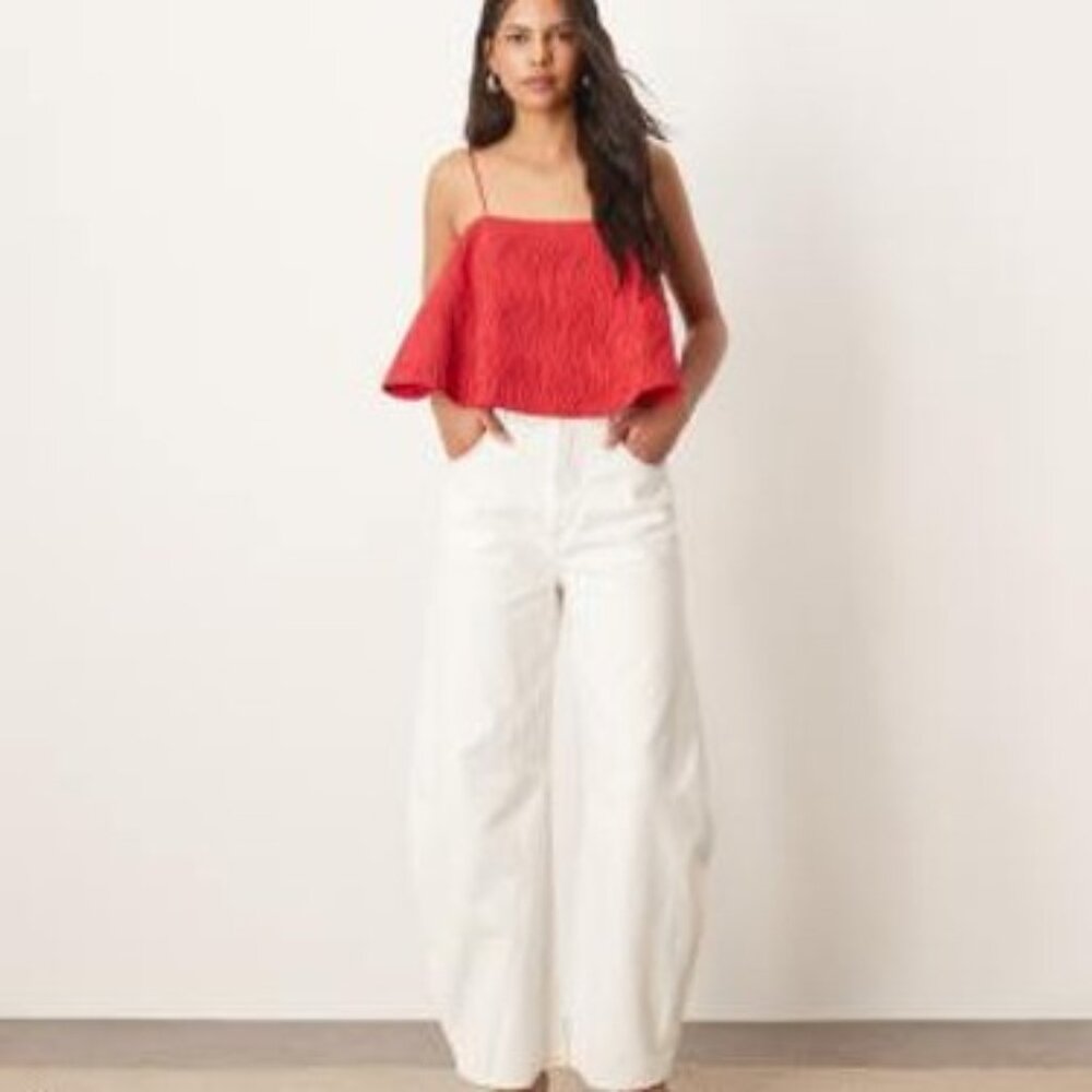 ARRANGE Sydney denim barrel leg jeans in ecru